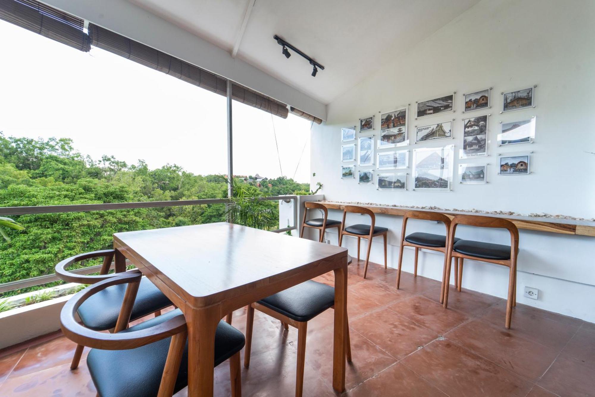 Hostel Bagus Ink Surf Camp Uluwatu Zewnętrze zdjęcie