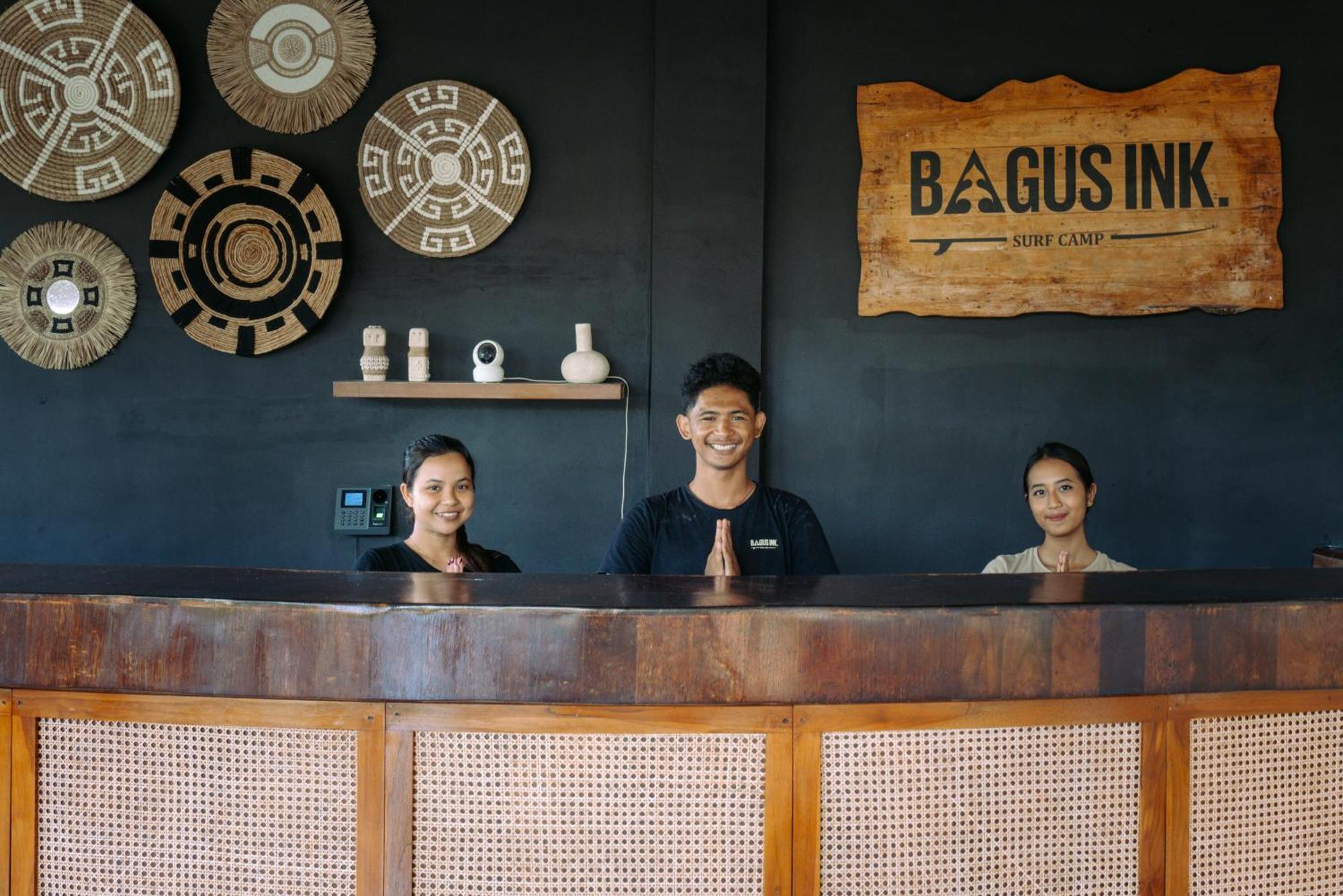 Hostel Bagus Ink Surf Camp Uluwatu Zewnętrze zdjęcie