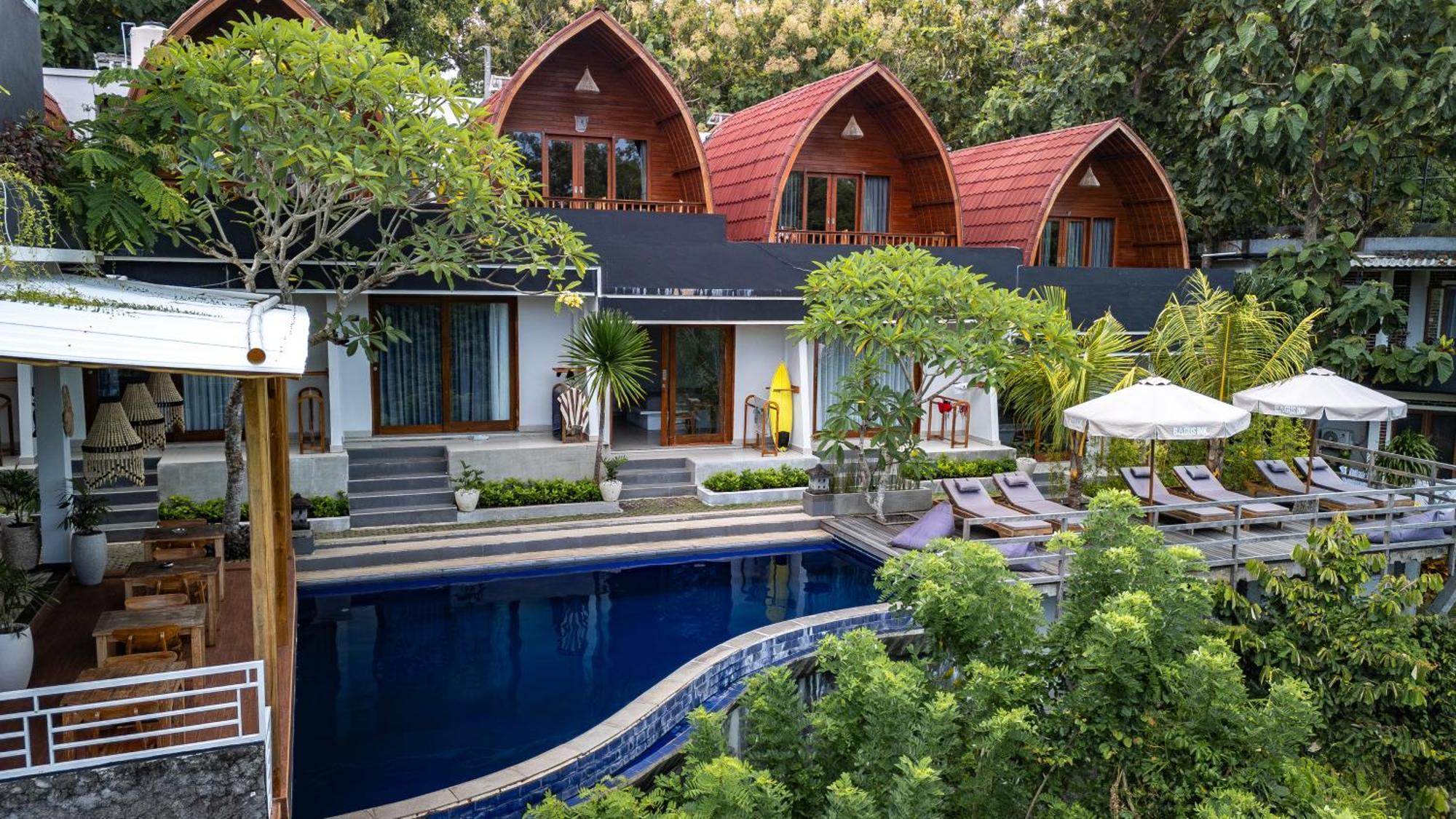 Hostel Bagus Ink Surf Camp Uluwatu Zewnętrze zdjęcie