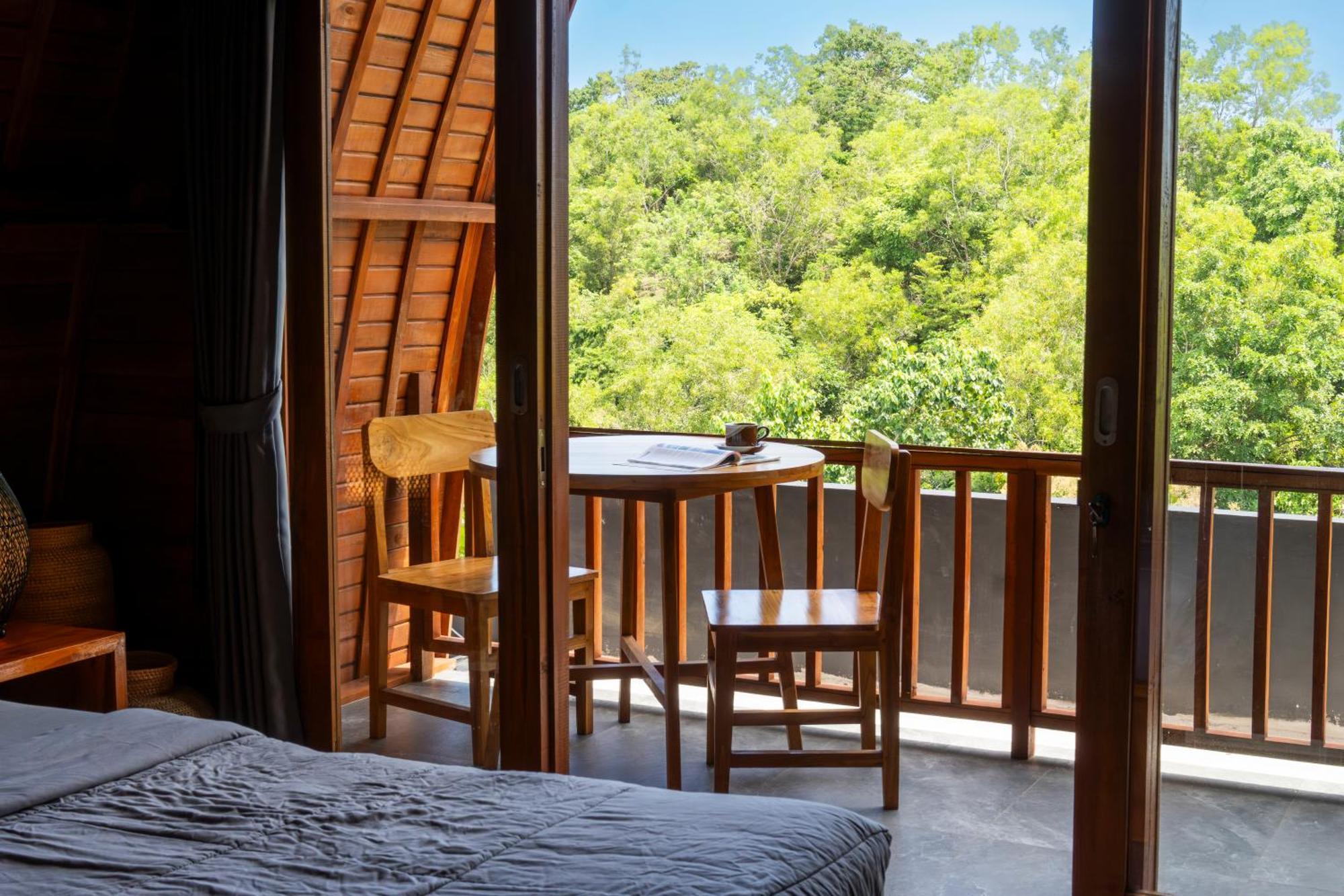 Hostel Bagus Ink Surf Camp Uluwatu Zewnętrze zdjęcie